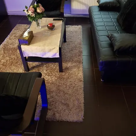 Home Appartement Boekarest